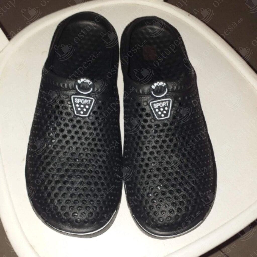 Meeste sandaalid, õhku läbilaskvad